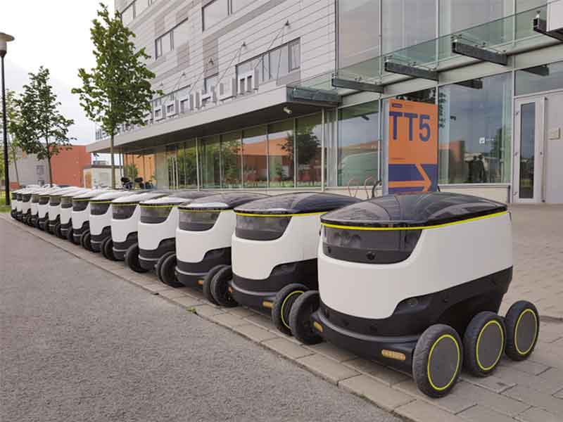 روبات های پستچی پاناسونیک  شهر هوشمند پایدار