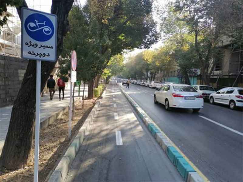 اجرای مسیر دوچرخه در اصفهان