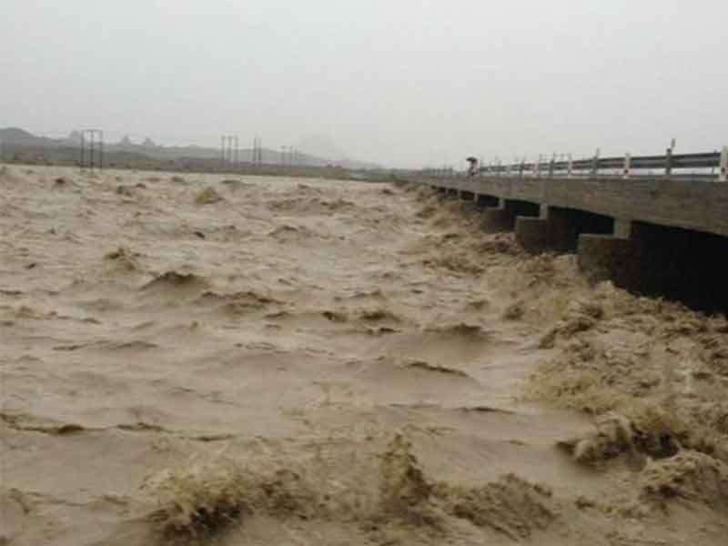 مسدود شدن سه مسیر در سیستان و بلوچستان بر اثر سیلاب