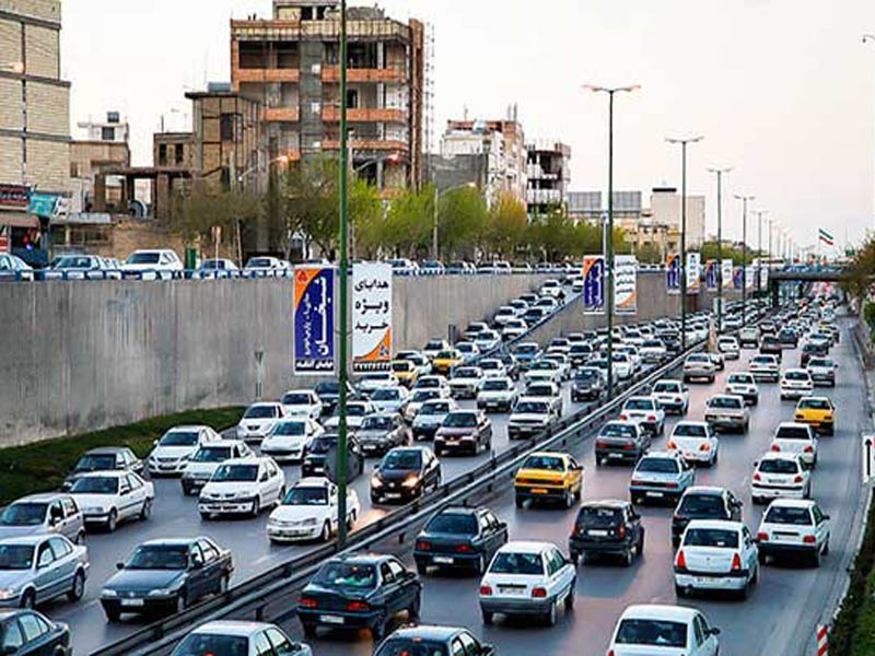  جمعیت زیاد تهران برای سرمایه گذاری فرصت است نه تهدید