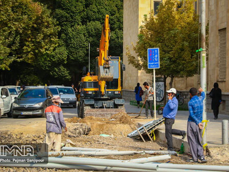 احیای دولتخانه صفوی با سنگفرش خیابان سپه