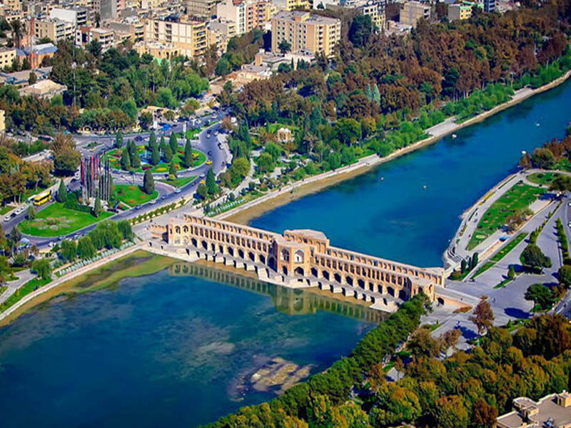 اصفهان؛ نصف جهان